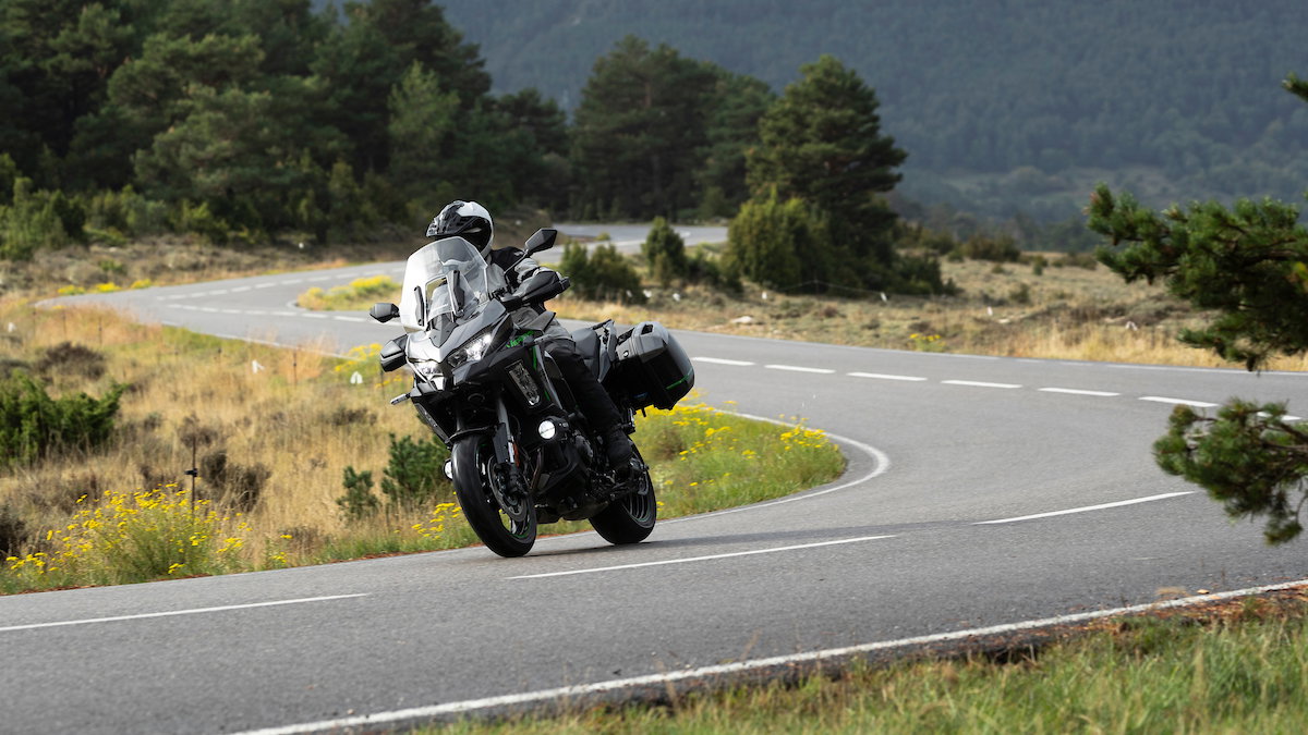 On dry and warm roads the Versys handled like a dream